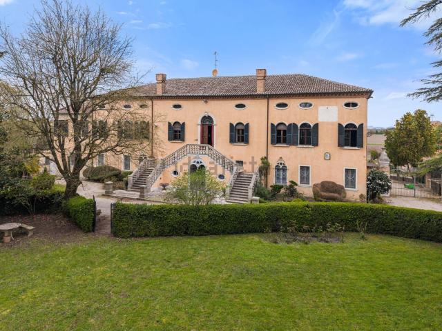 Villetta indipendente in vendita di 1370 m² in Via Valmolin di Mezzo, 1885