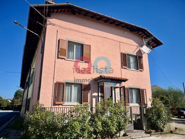 Villetta indipendente in vendita di 137 m² in Via Colloredo, 52