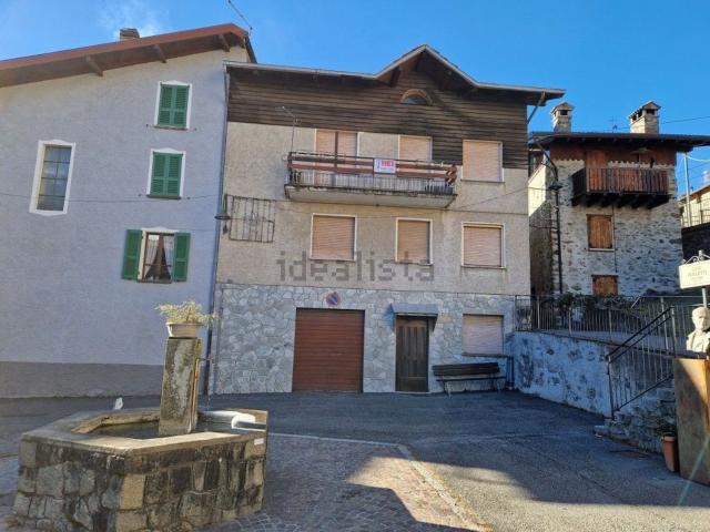 Villetta indipendente in vendita di 137 m² in Via Camillo Benso Conte di Cavour, 17