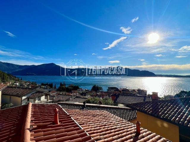 Villetta indipendente in vendita di 137 m² in Via Carrobbio