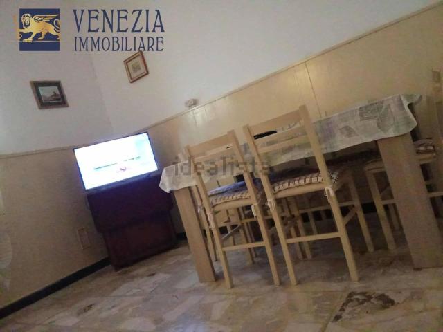 Villetta indipendente in vendita di 137 m² in Via Buoni Amici