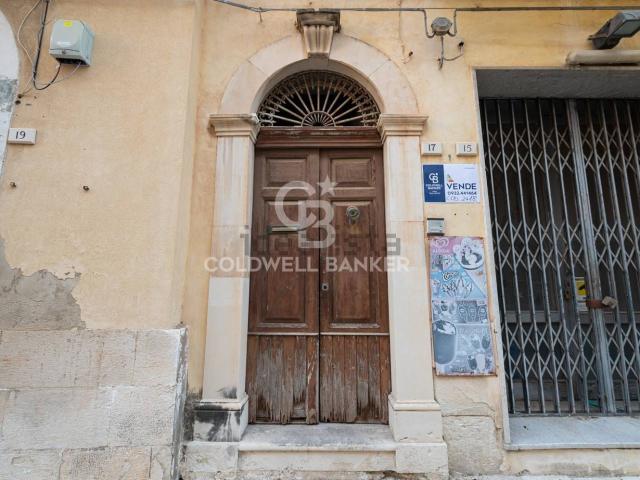 Villetta indipendente in vendita di 137 m² in Via Degli Studi, 17