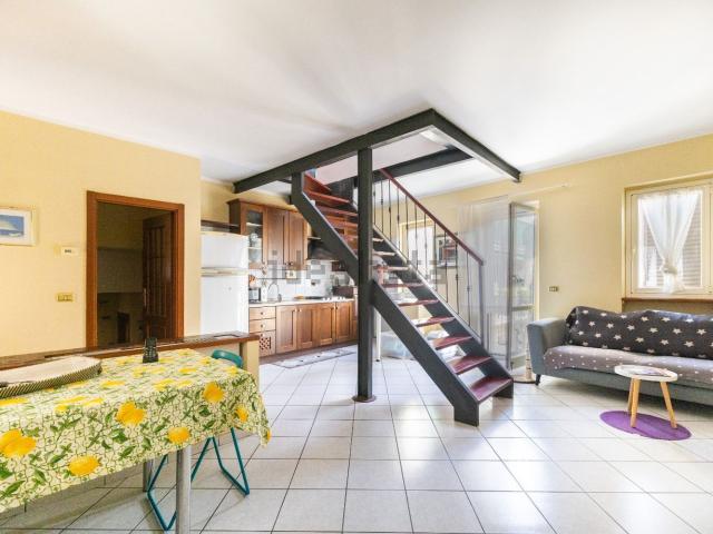 Villetta indipendente in vendita di 137 m² in Via del Portico, 6