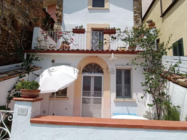 Villetta indipendente in vendita di 137 m² in Via Orientale