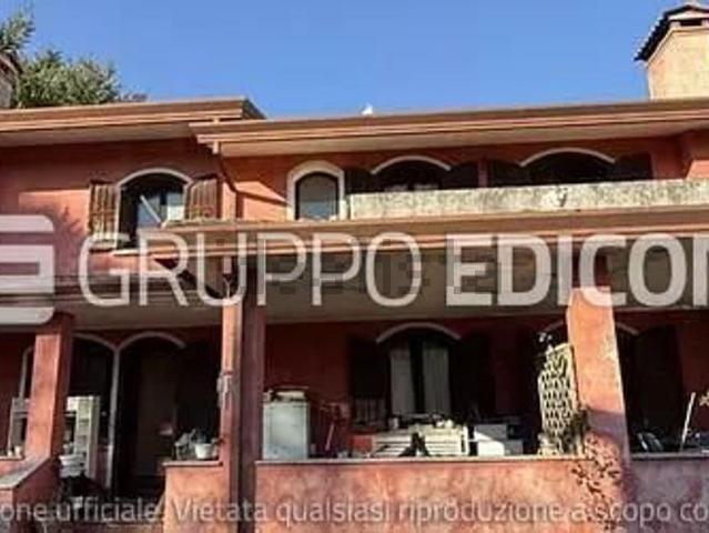 Villetta indipendente in vendita di 137 m² in Via Montello, 58