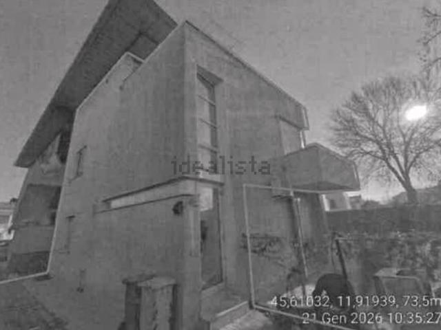 Villetta indipendente in vendita di 137 m² in Via Padre Michele Bottacin, 9