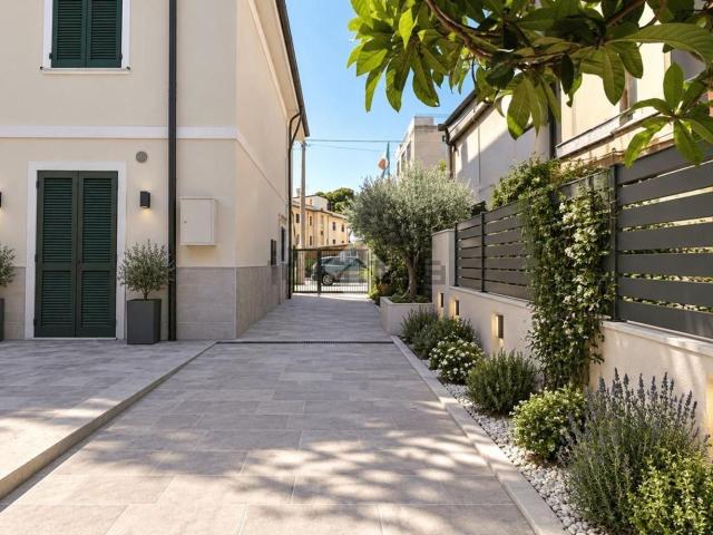 Villetta indipendente in vendita di 137 m² in Via Thaon di Revel, 43