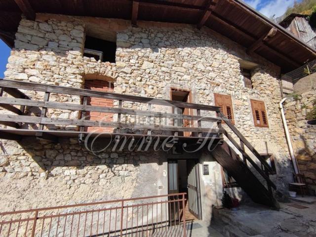 Villetta indipendente in vendita di 137 m² in Frazione Valduga, 27