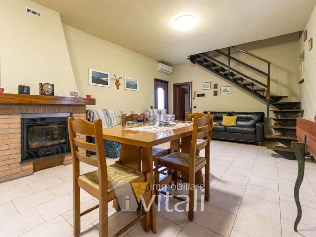 Villetta indipendente in vendita di 137 m² in Strada per Muradello