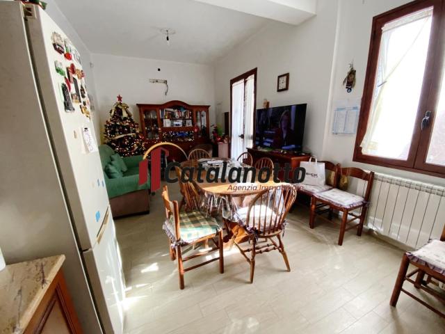 Villetta indipendente in vendita di 138 m² in Via Daniele Manin