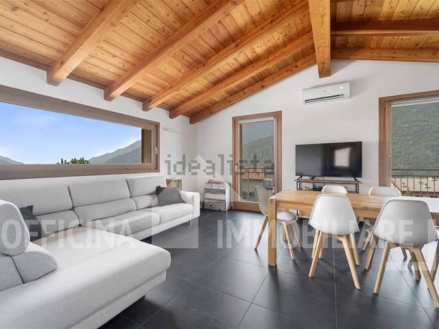 Villetta indipendente in vendita di 138 m² in Via Degli Alpini, 35