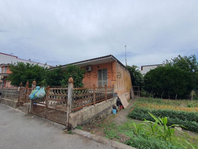 Villetta indipendente in vendita di 138 m² in Via San Francesco