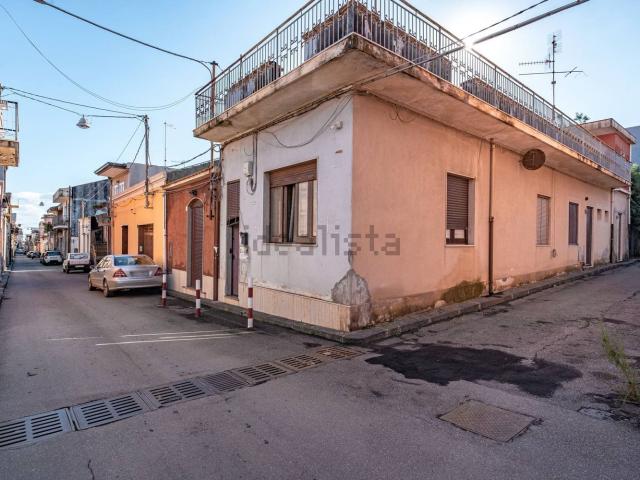 Villetta indipendente in vendita di 138 m² in Via Pacinotti, 124