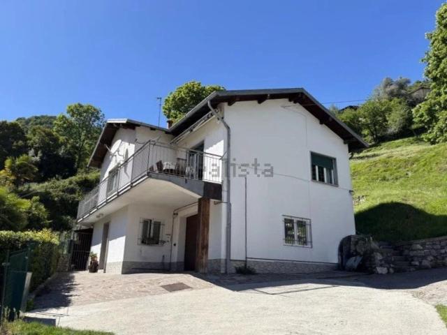 Villetta indipendente in vendita di 138 m² in Via Provinciale, 30