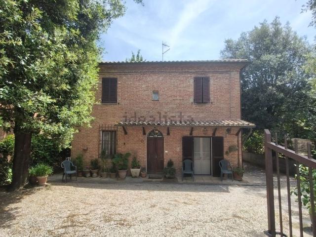 Villetta indipendente in vendita di 138 m² in Via Vittorio Emanuele