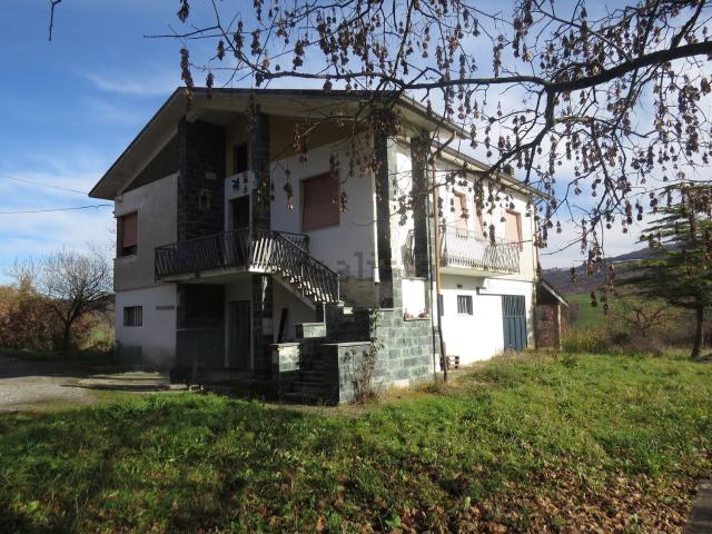 Villetta indipendente in vendita di 138 m² in Frazione Fontanelle, 18