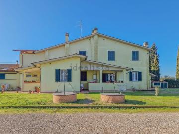 Villetta indipendente in vendita di 139 m² in Via SAN ROCCO