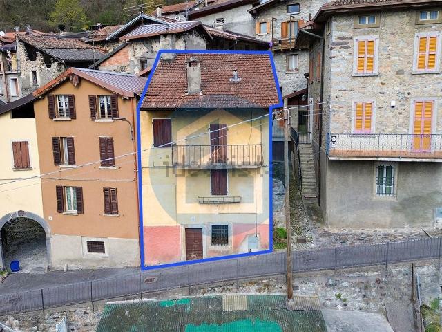 Villetta indipendente in vendita di 139 m² in Via Ripa