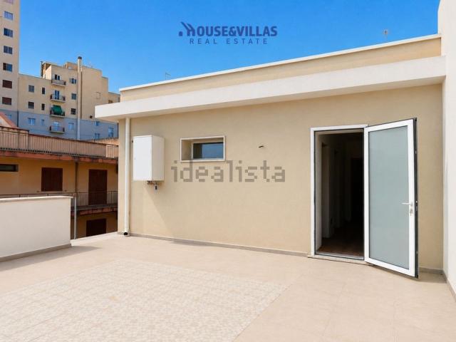 Villetta indipendente in vendita di 139 m² in Via Tortona