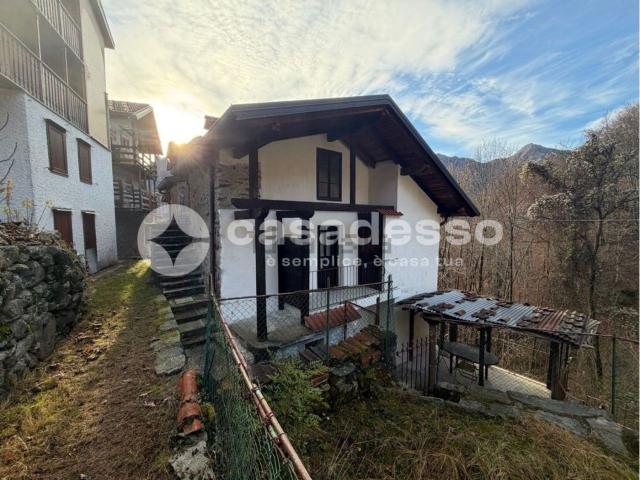 Villetta indipendente in vendita di 139 m² in Frazione Brugaro, 12