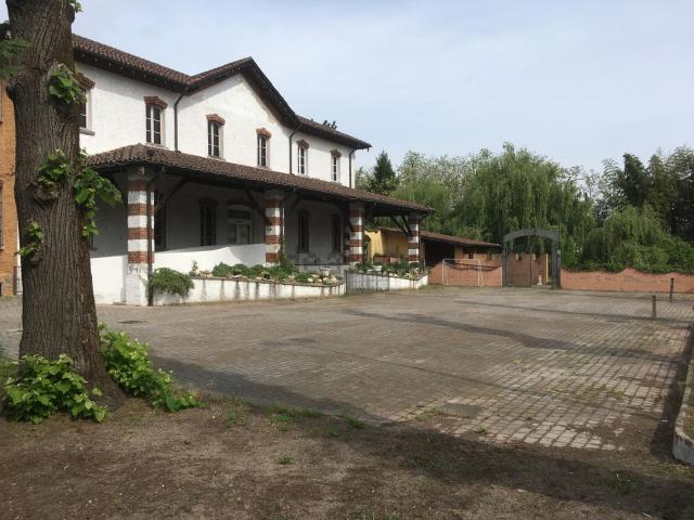 Villetta indipendente in vendita di 1400 m²