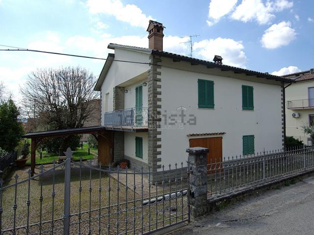 Villetta indipendente in vendita di 140 m² in Via Palmiro Togliatti