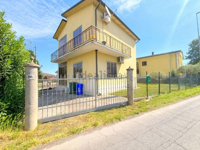 Villetta indipendente in vendita di 140 m² in Via Campagnol, 26