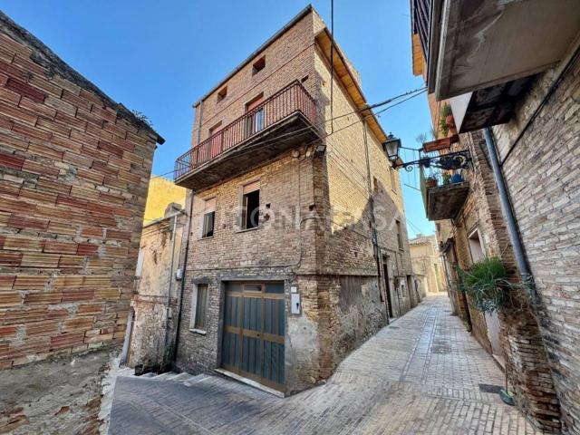 Villetta indipendente in vendita di 140 m² in Via Capo di Rocca