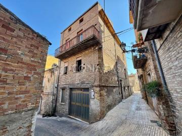 Villetta indipendente in vendita di 140 m² in Via Capo di Rocca