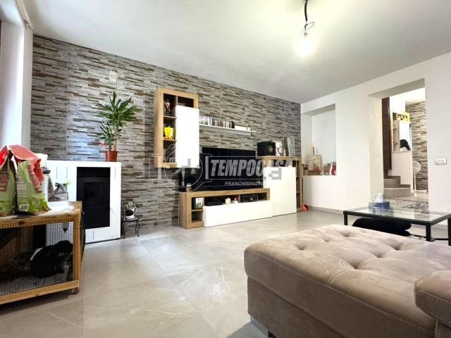 Villetta indipendente in vendita di 140 m² in Via Carlo Casale, 5