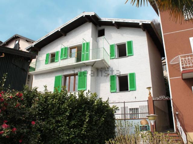 Villetta indipendente in vendita di 140 m² in Via Casali Loro