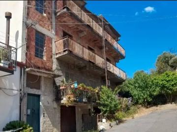 Villetta indipendente in vendita di 140 m² in Via Cassiodoro