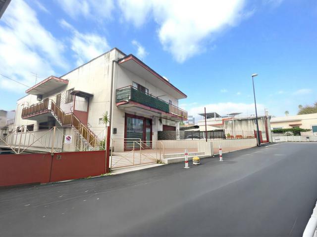 Villetta indipendente in vendita di 140 m² in Via Ciro Menotti, 186