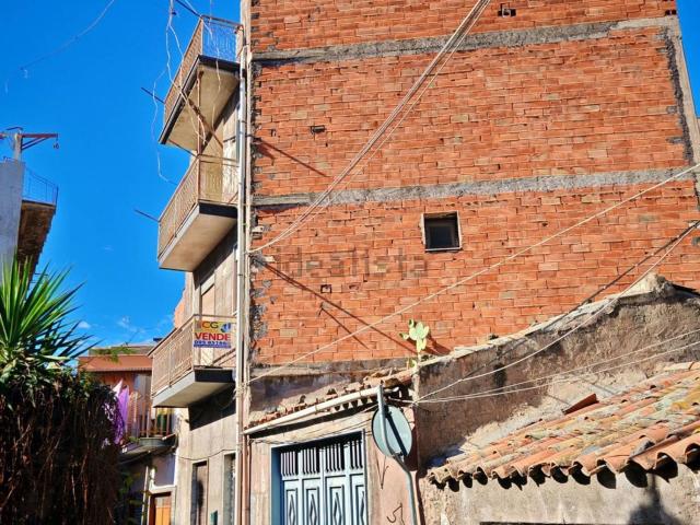 Villetta indipendente in vendita di 140 m² in Via Altarino, 9