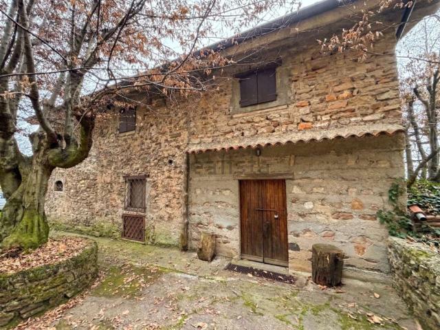 Villetta indipendente in vendita di 140 m² in Via Baiana