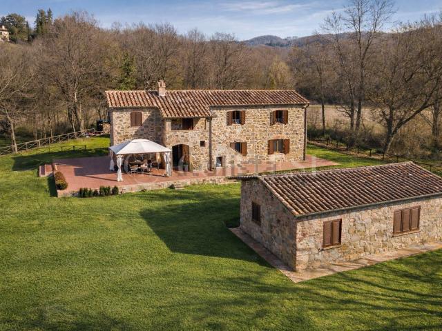 Villetta indipendente in vendita di 140 m² in Via Giuseppe Garibaldi