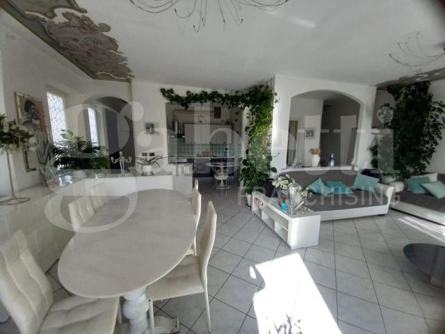 Villetta indipendente in vendita di 140 m² in Via Giovanni Gallo, 8