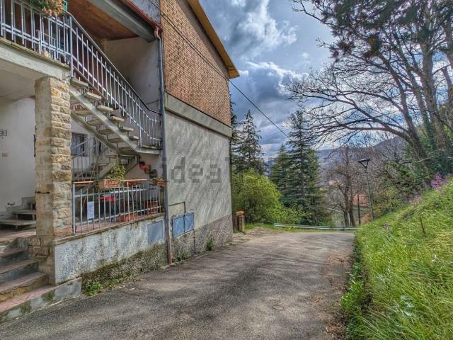 Villetta indipendente in vendita di 140 m² in Via Giovanni Pascoli
