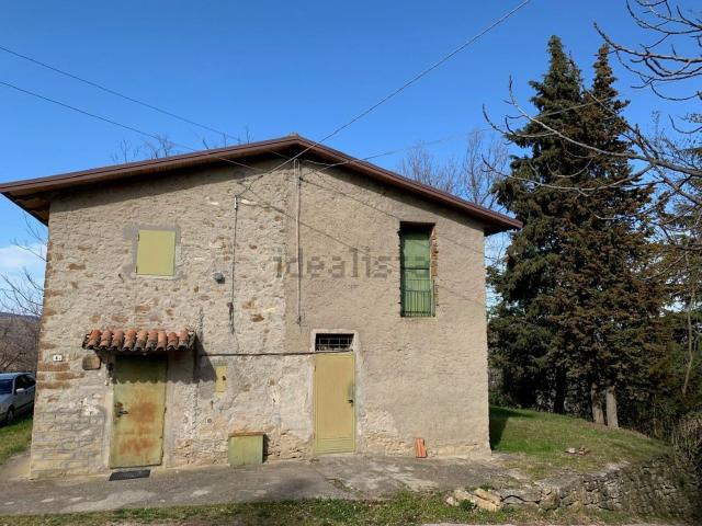 Villetta indipendente in vendita di 140 m² in Via della Lamma