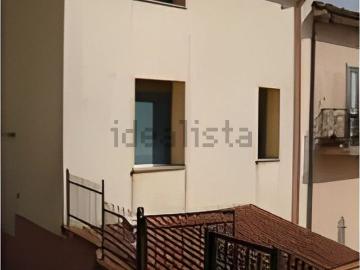 Villetta indipendente in vendita di 140 m² in Via Europa
