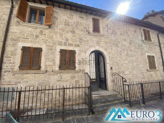Villetta indipendente in vendita di 140 m² in Via Falcone e Borsellino