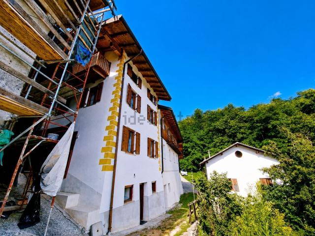 Villetta indipendente in vendita di 140 m² in Via IV Boale