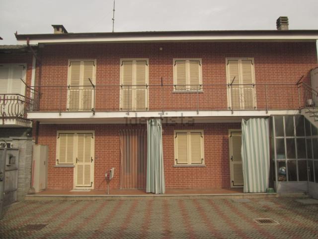 Villetta indipendente in vendita di 140 m² in Via IV Novembre, 69
