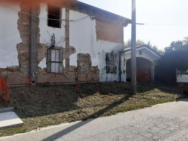 Villetta indipendente in vendita di 140 m² in Via Olmo, 9