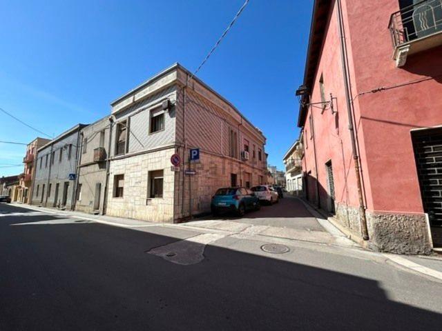Villetta indipendente in vendita di 140 m² in Via Leopardi, 1