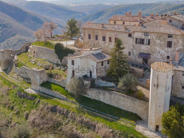 Villetta indipendente in vendita di 140 m² in Via monte grappa