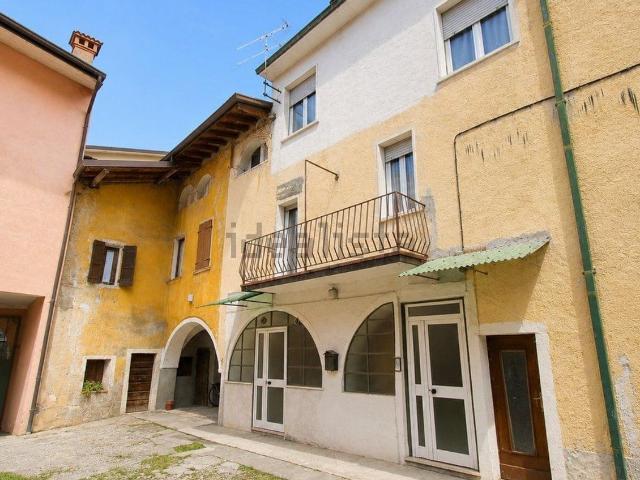 Villetta indipendente in vendita di 140 m² in Via Madonnina