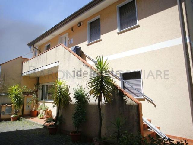Villetta indipendente in vendita di 140 m² in Via Marina Vecchia