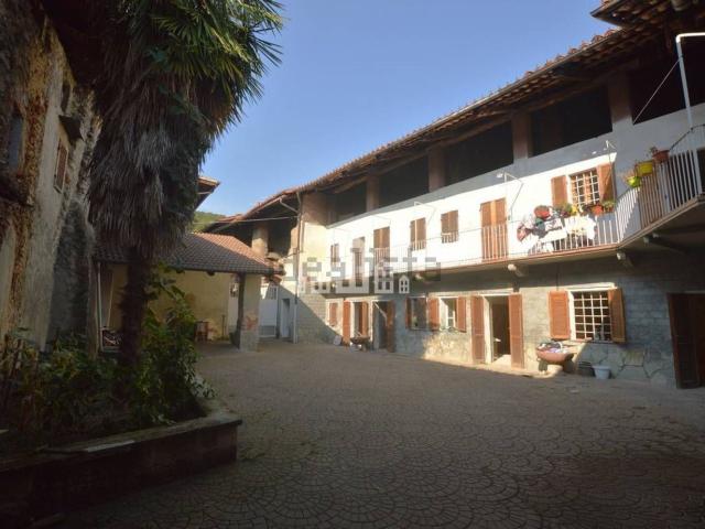 Villetta indipendente in vendita di 140 m² in Via Martiri Libertà, 78