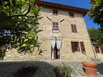 Villetta indipendente in vendita di 140 m² in Via Melaio